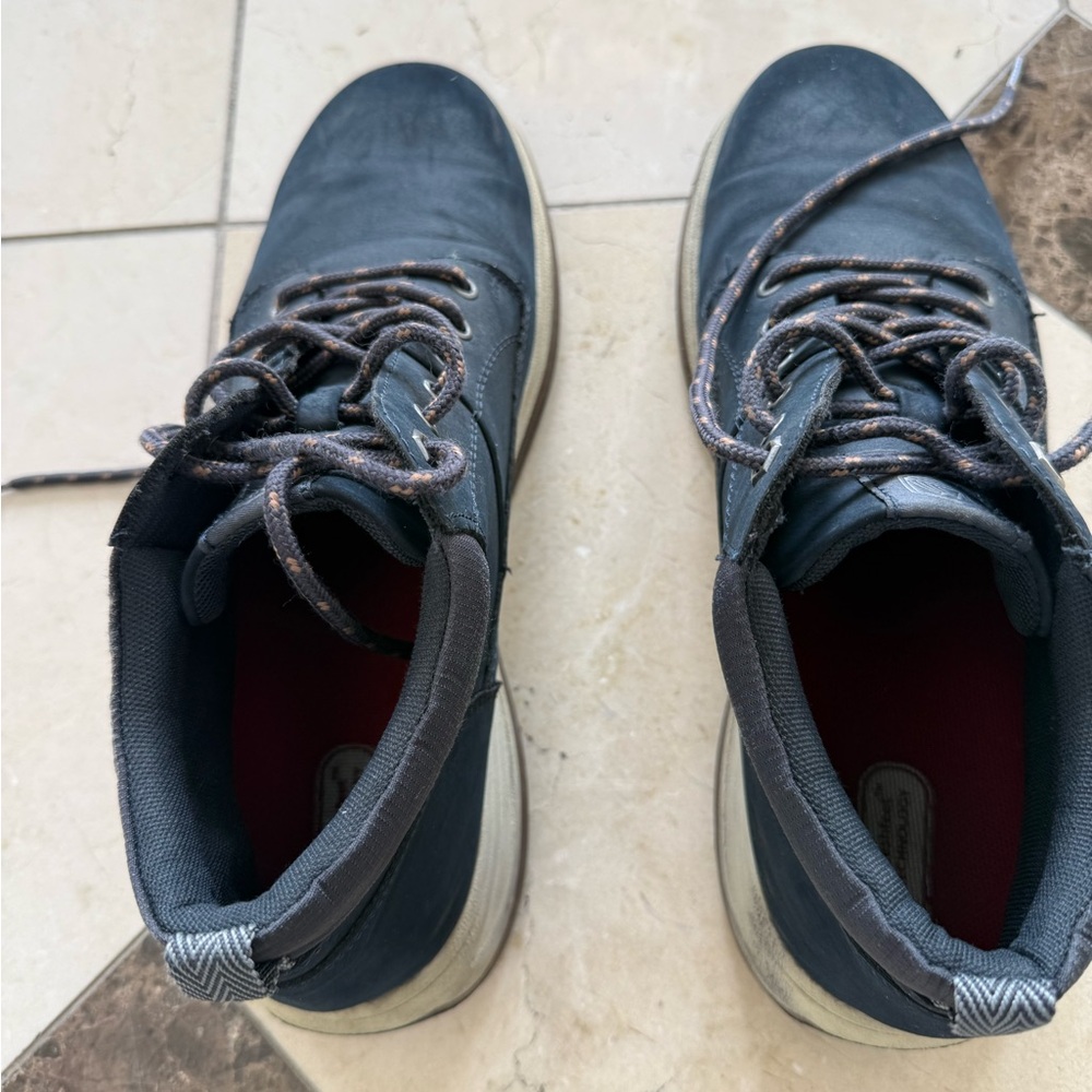 Fresh Men's Navy Chukka Boots